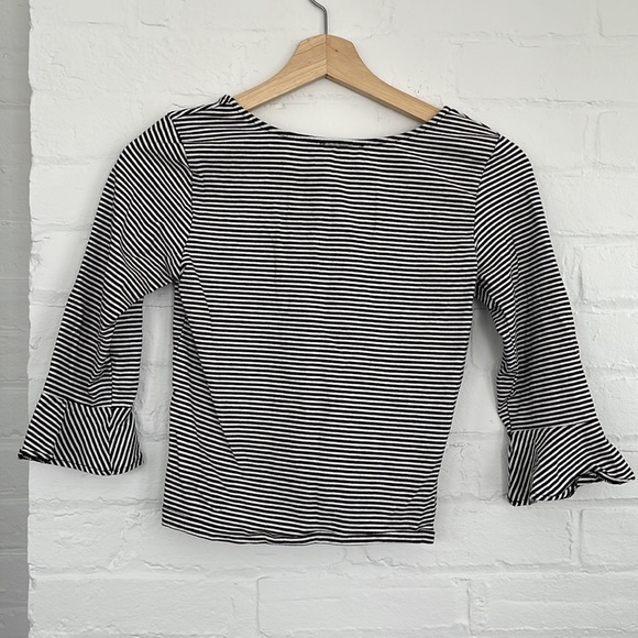 ZARA Striped Ruffle Sleeve Crop Top - Picture 4 of 5